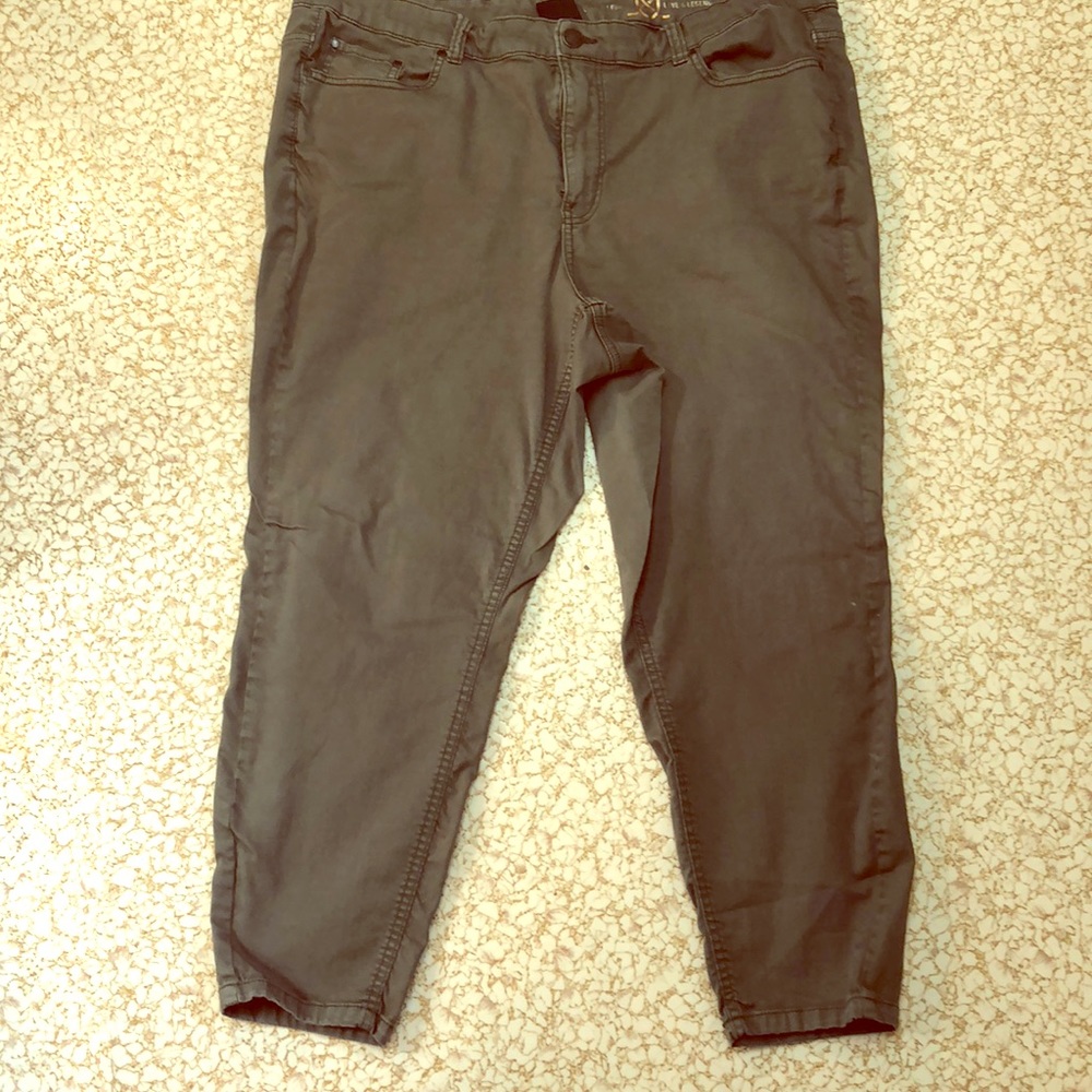 Dusty sage green ankle skinny jeans
